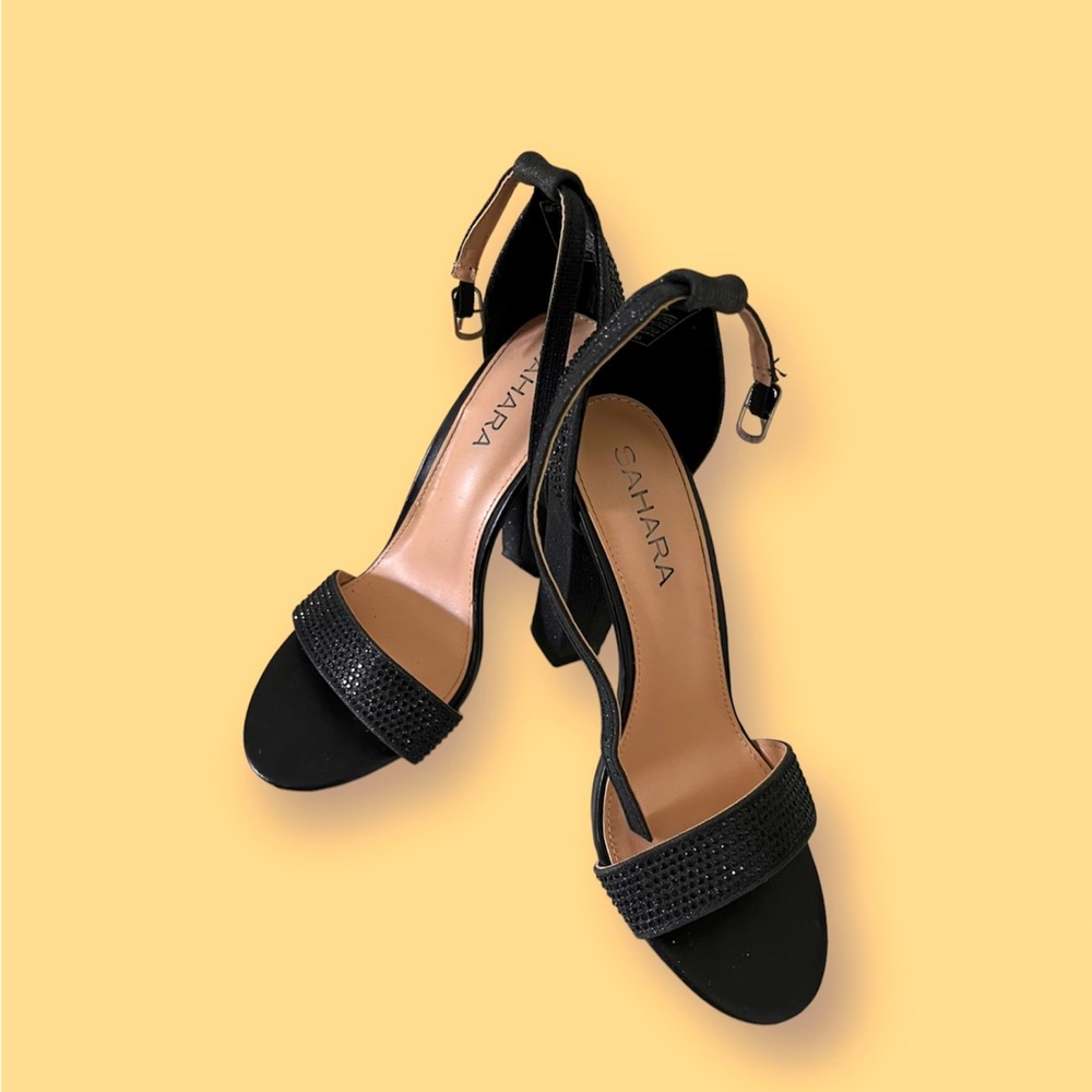 Sahara black heels size 24 cm mx or U.S 8 women size